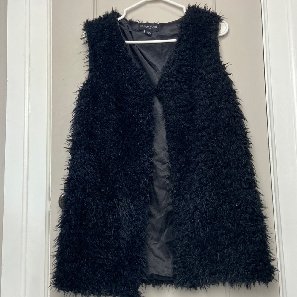 Oversized faux fur vest